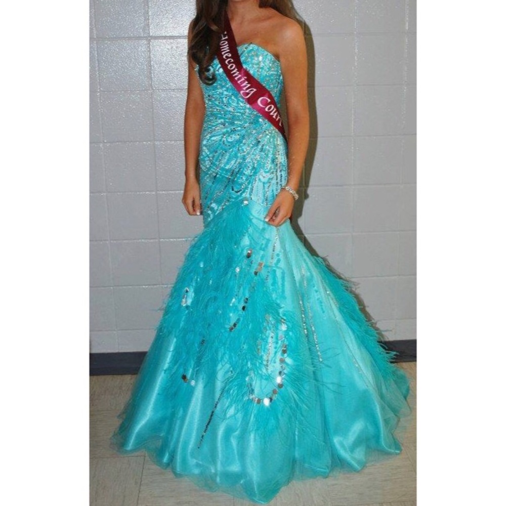 Blue Mac Duggal Dress/Prom, Homecoming, Pageant